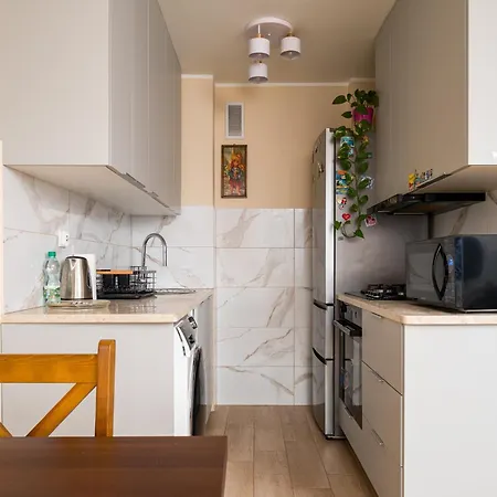 Zurominska Comfort By Bookinghost Apartmán *