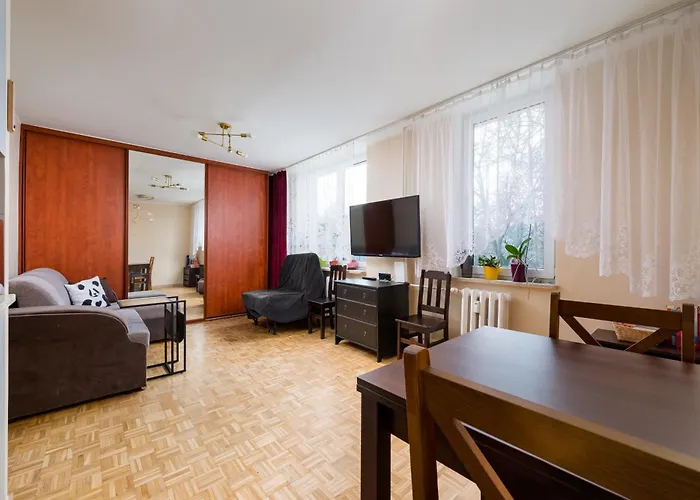 Apartment Zurominska Comfort By Bookinghost *