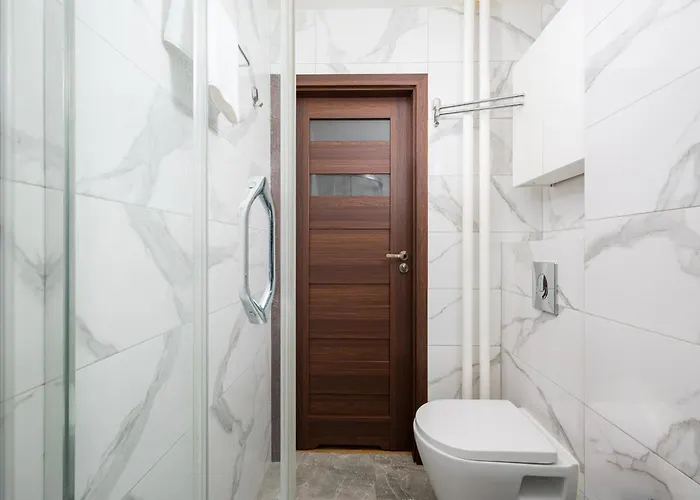 Zurominska Comfort By Bookinghost * Warsaw